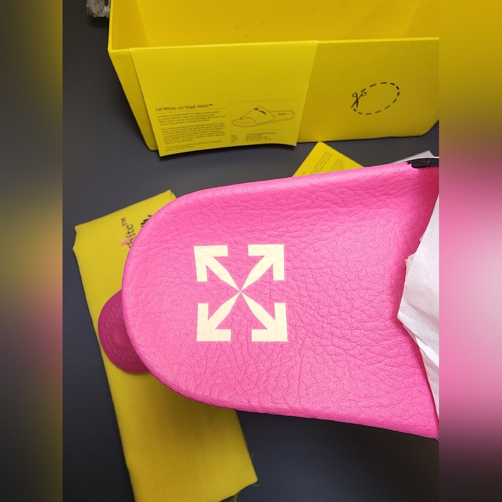Off-White Kids Pool Slide Fuchsia Yellow Script Logo - Picture 9 of 12